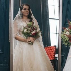 Meet your Posher, Nadia